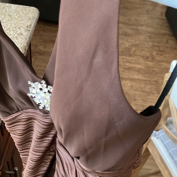 CHICA’S BROWN MAXI LONG FORMAL DRESS SIZE S - Picture 12 of 12
